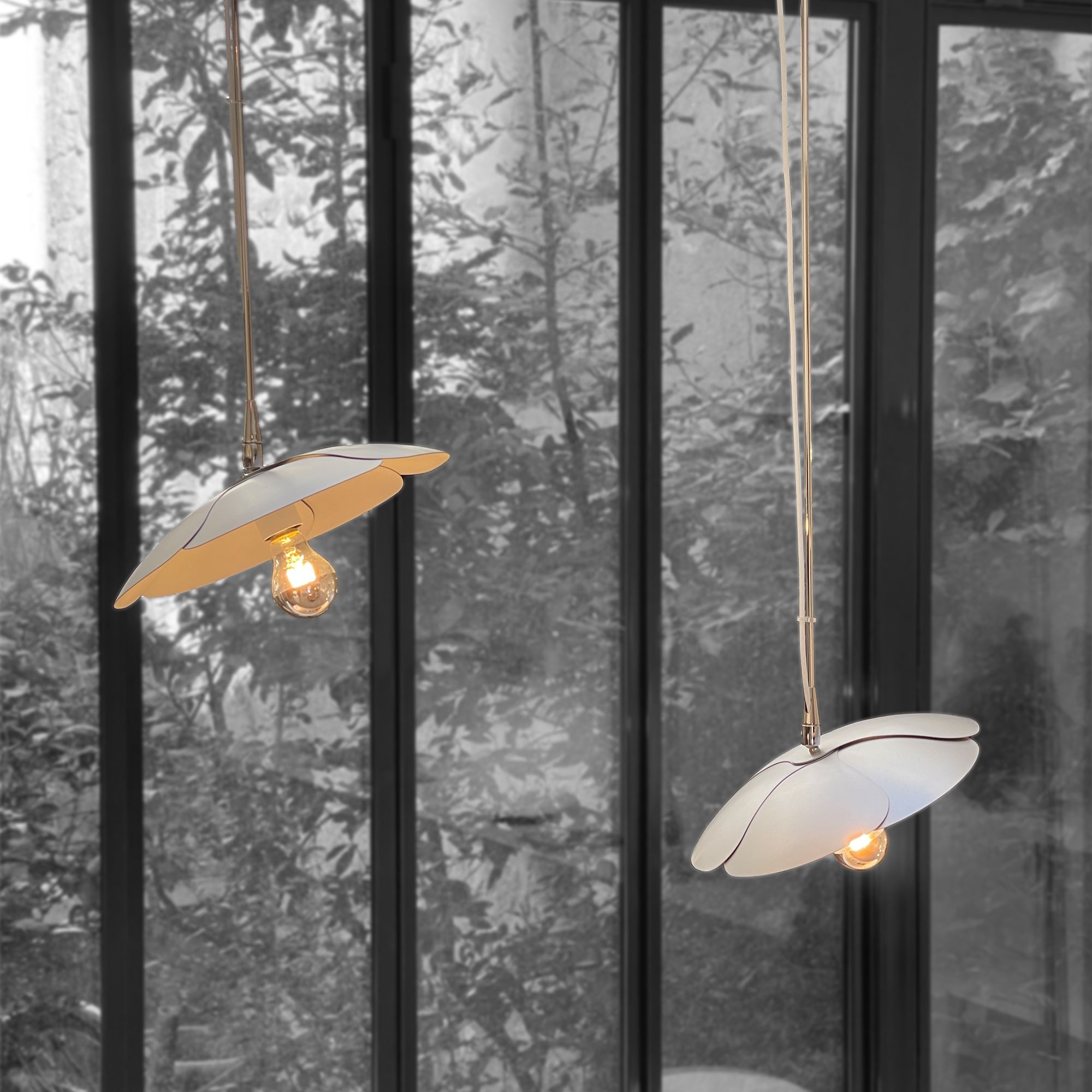 2093-ST Pendant Lamp - Olivier Mourgue - Disderot