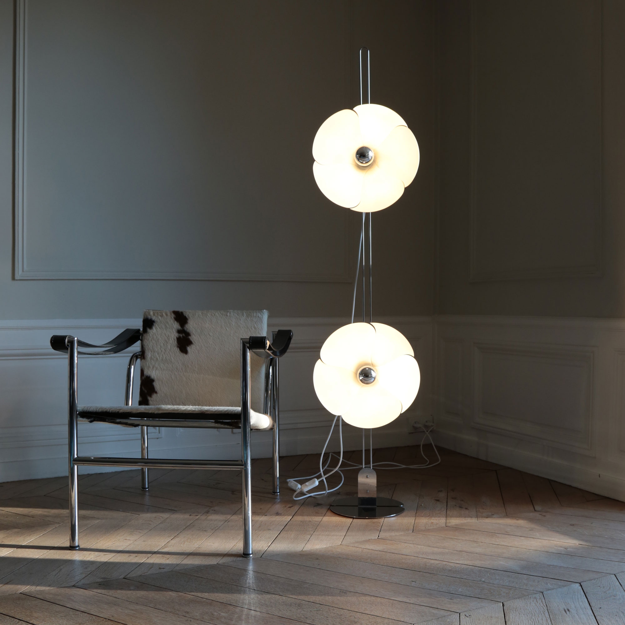 2093-150 Floor Lamp - Olivier Mourgue - Disderot