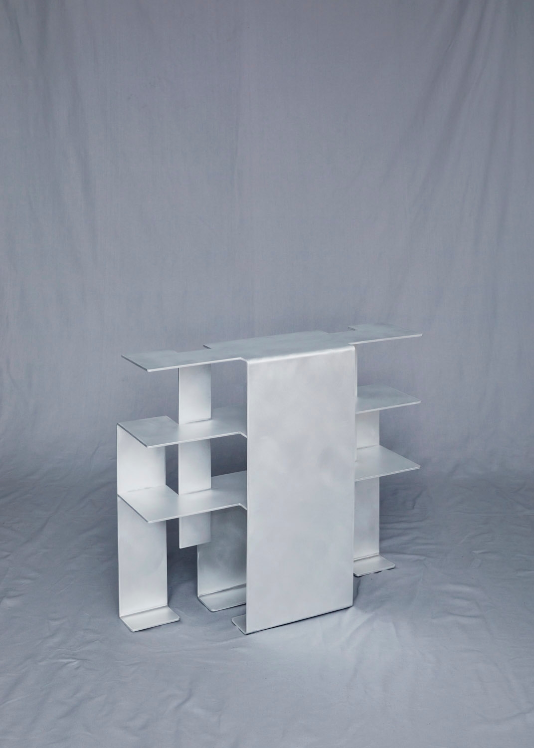 Staple console, Fortress, Wendy Andreu