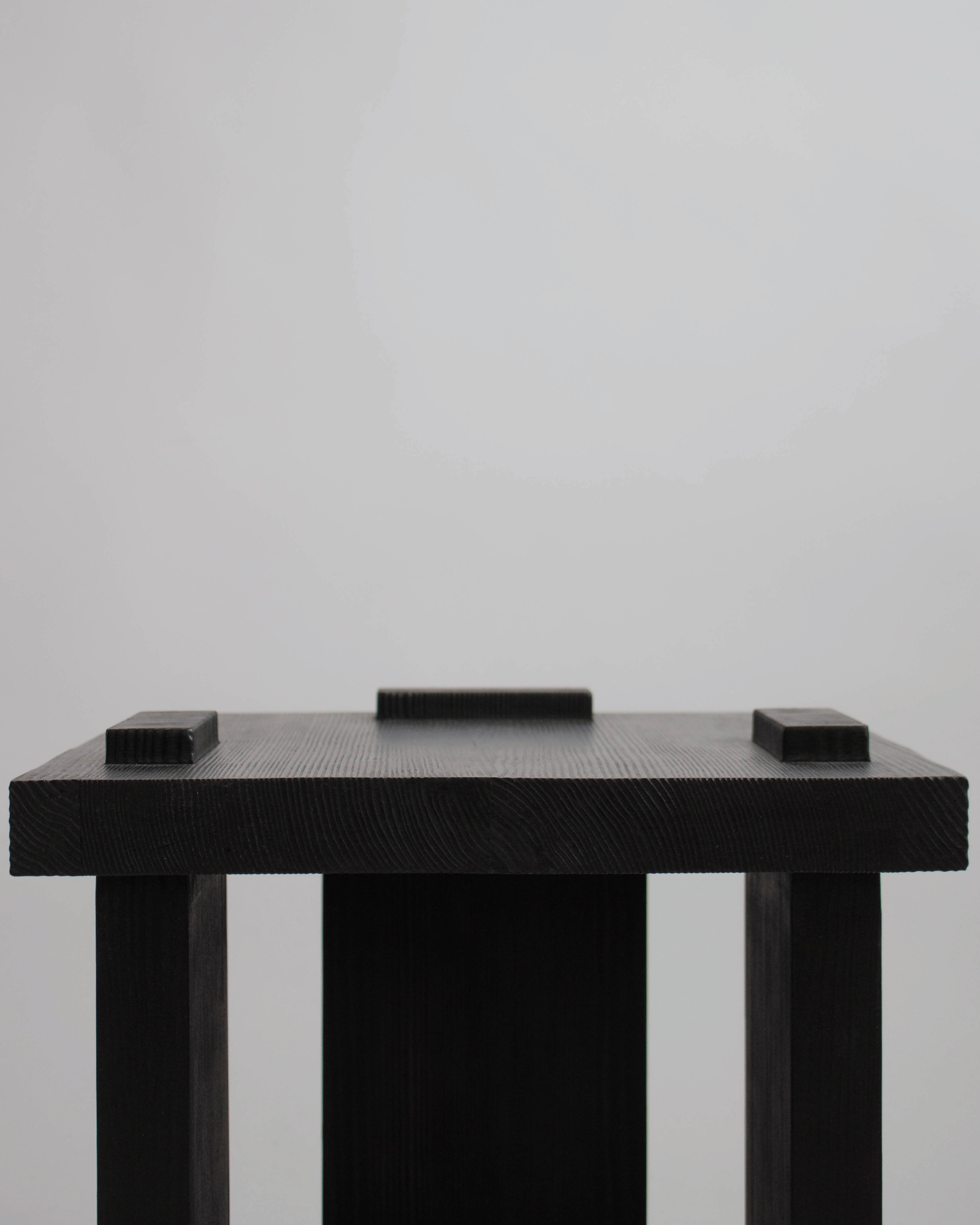 ItooRaba Side table & Stool - Ode - Sizar Alexis - Monde Singulier