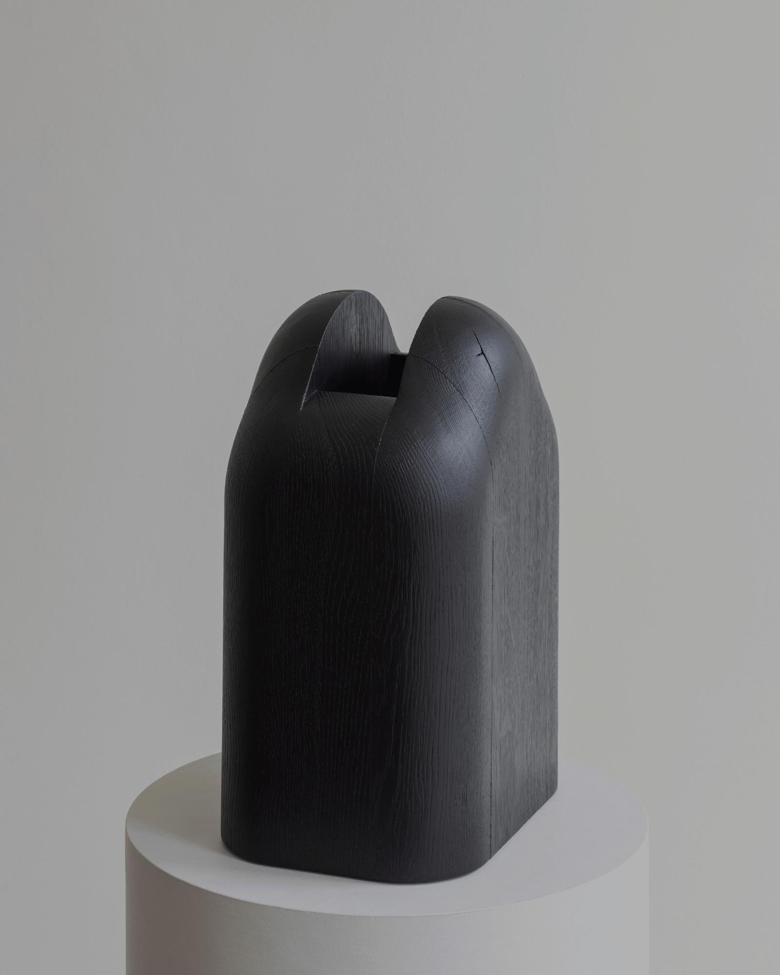 Lahmu Vase - Ode - Alexis Sizar