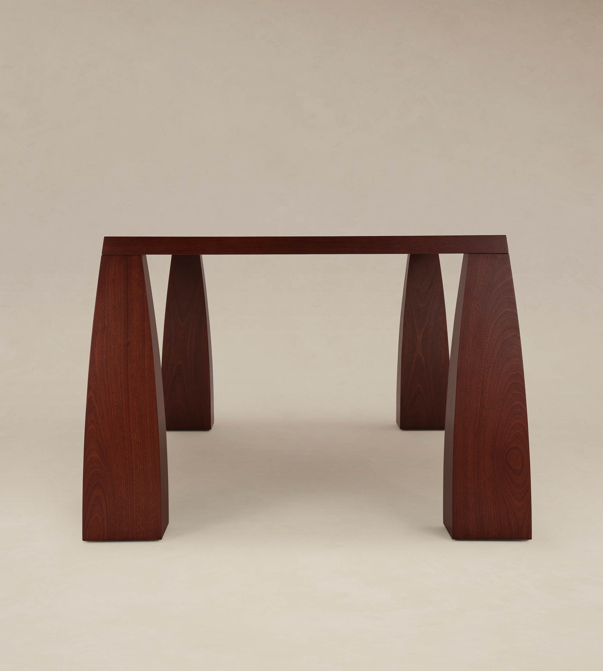 Khram dining table, Racines, Aède Studios