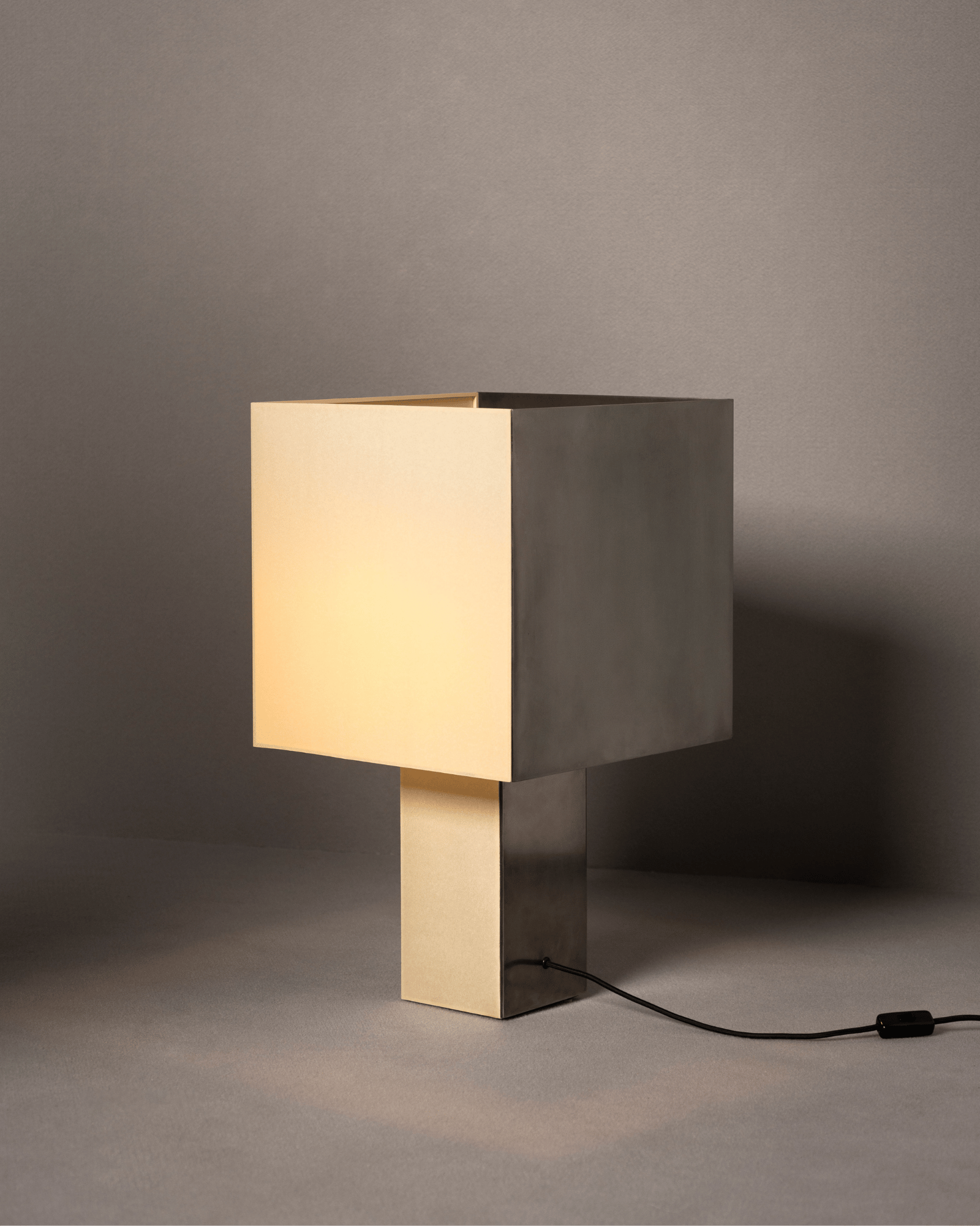 Drop 01 by Interni Venosta, made of Steel and Parchment Paper, Treated steel version, picture 1