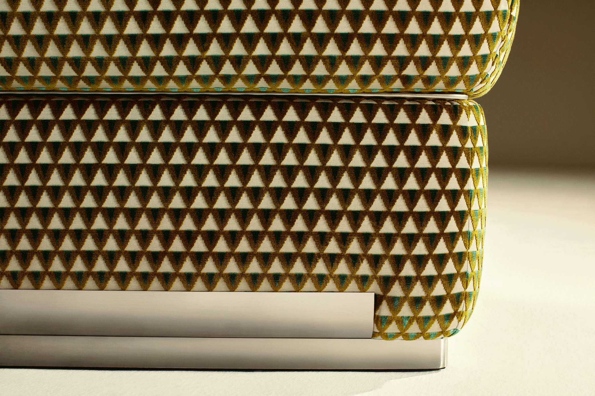 Mise En Scène by Tatjana von Stein, made of Brushed Stainless Steel and , Green Patterned version, picture 5