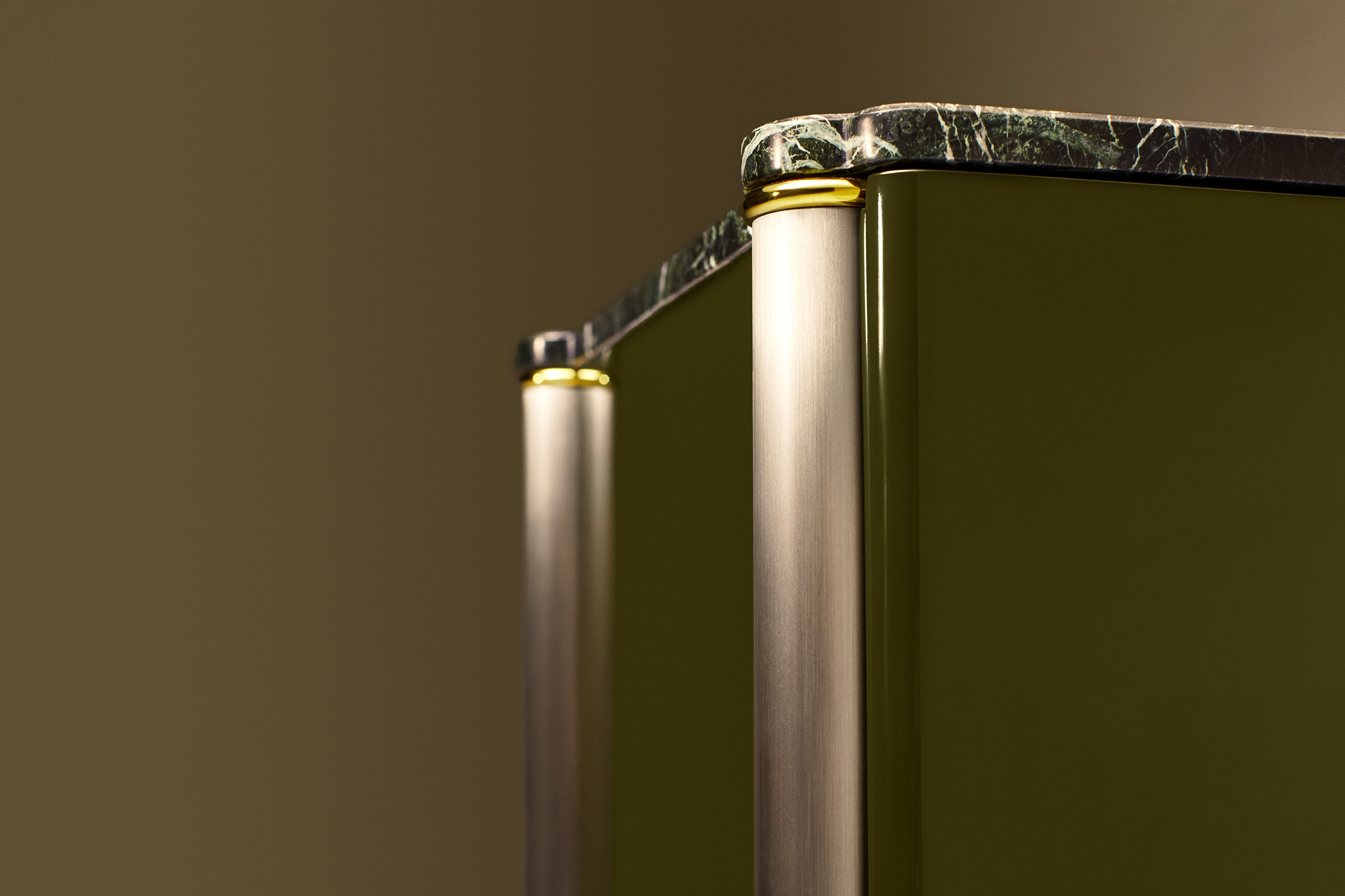 Mise En Scène by Tatjana von Stein, made of Wood and Leather, Green Lacquer version, picture 5