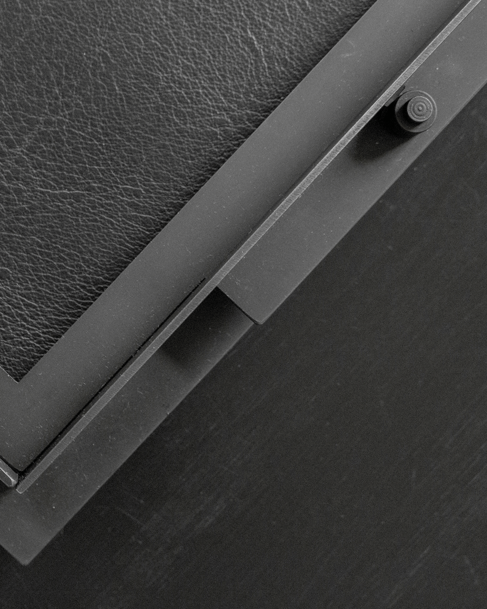 Sizar Alexis Collection by Sizar Alexis, made of Steel and , Steel version, picture 2