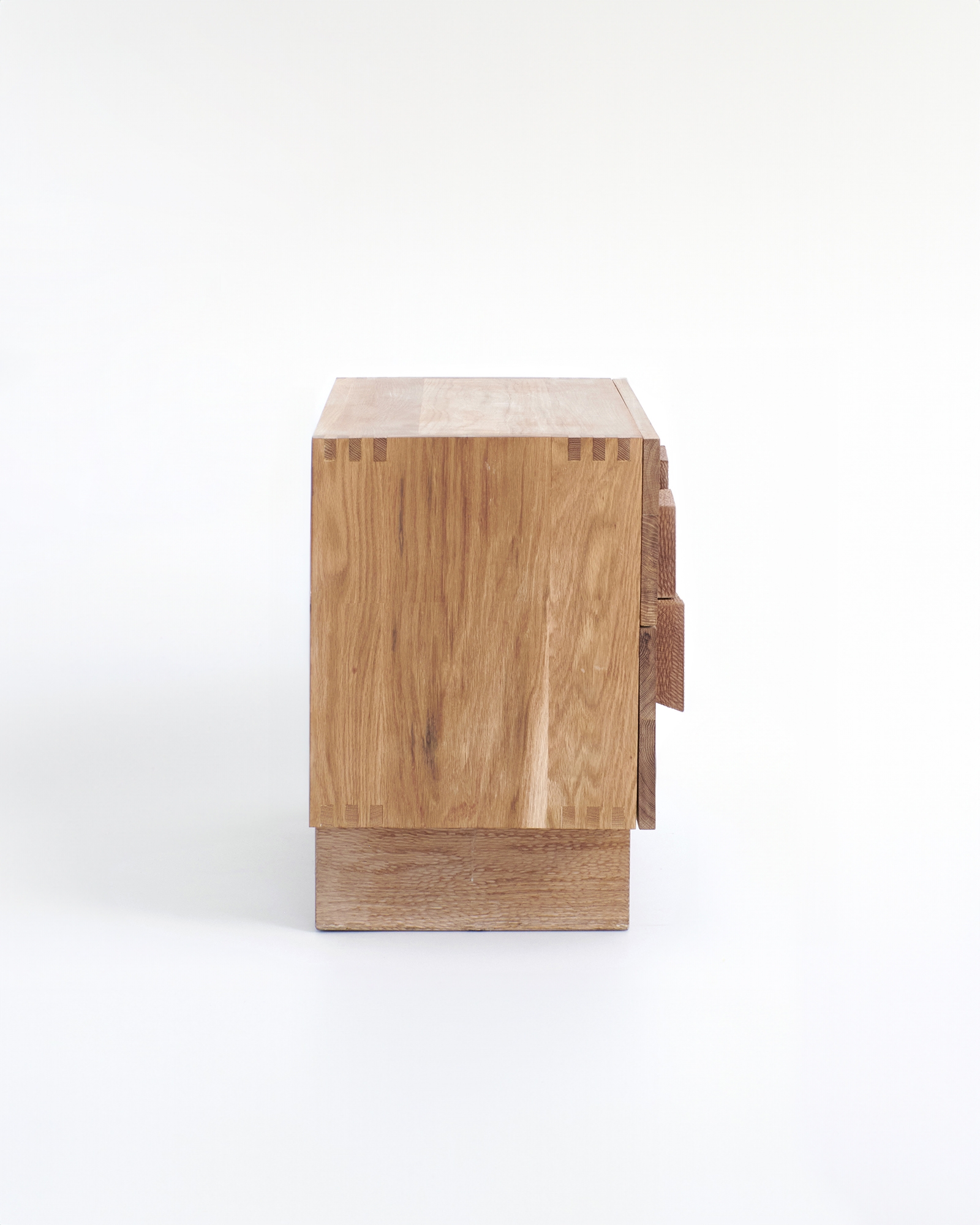 Project 213A Collection by Project 213A, made of Wood and , Oak version, picture 3