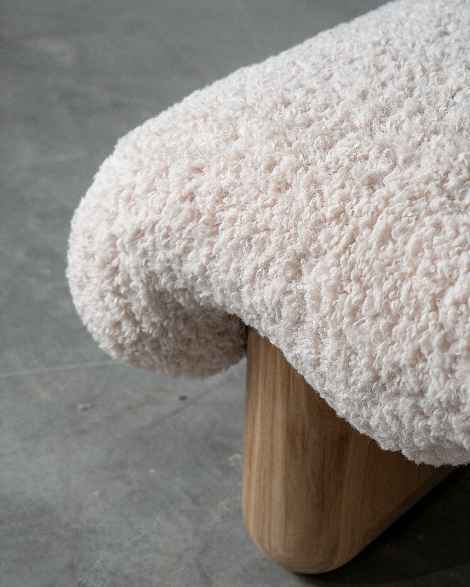 The Lamb Pouf, The Lamb Collection, Vova 07